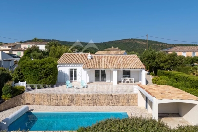 Maison à vendre à ST-AYGULF  - 4 pièces - 101 m² 