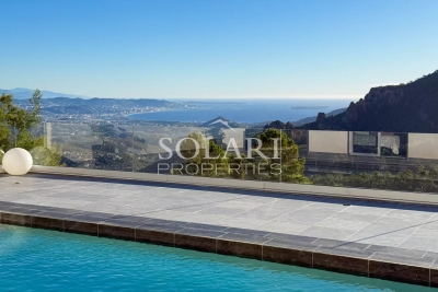 House for sale in MANDELIEU-LA-NAPOULE  - 6 rooms - 245 m² 