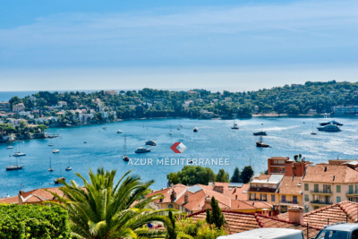 House for sale in VILLEFRANCHE-SUR-MER  - 6 rooms - 298 m² 