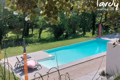Maison à vendre à AIX-EN-PROVENCE Beauvalle - 5 pièces - 250 m² 