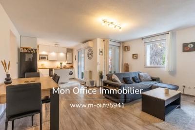 Appartement à vendre à ROQUEVAIRE  - 3 pièces - 70 m² 