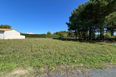 terrain à vendre à ARVERT   - 684 m² 