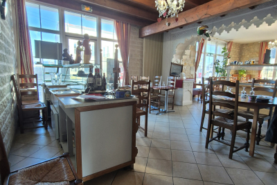 Commerce à vendre à ROCHEFORT   - 380 m² 