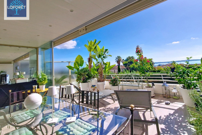 Appartement à vendre à GOLFE JUAN  - 3 pièces - 77 m² 