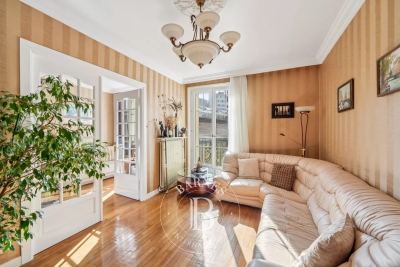 Apartment for sale in PARIS 16EME Les Archives 1 - 3 rooms - 76 m² 