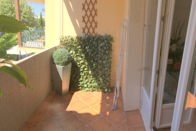 Appartement à vendre à AIX-EN-PROVENCE Beauvalle - 3 pièces - 76 m² 