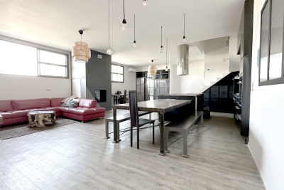 Bien à vendre studio a vendre aix centre 