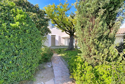 Maison à louer à CARPENTRAS Sainte-Cécile-les-Vignes - 5 pièces - 107 m² 