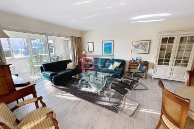 Apartment for sale in ANTIBES  - 3 rooms - 105 m² 