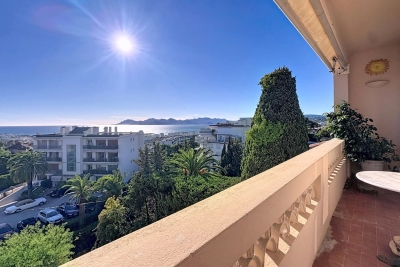Apartment for sale in CANNES  - 4 rooms - 100 m² 