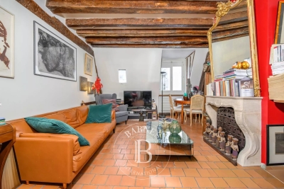 Apartment for sale in PARIS 3EME Les Archives 1 - 2 rooms - 89 m² 