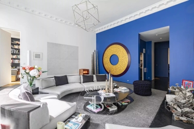 Apartment for sale in PARIS 6EME Les Archives 1 - 5 rooms - 202 m² 