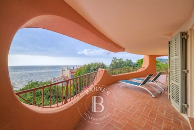 Appartement à vendre maison vue mer est 