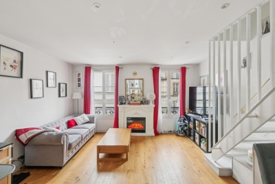 Apartment for sale in PARIS 7EME Les Archives 1 - 3 rooms - 75 m² 