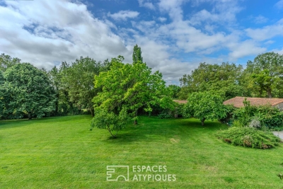 Maison à vendre à ST ETIENNE DE MONTLUC Centre-Ville - 6 pièces - 231 m² 