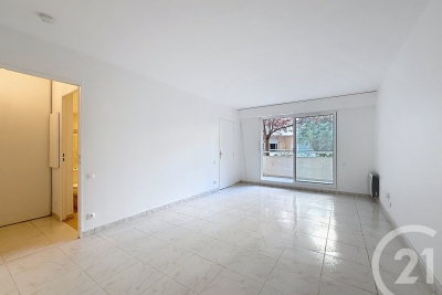 Appartement à louer à MANDELIEU-LA-NAPOULE La Badine - 1 pièces - 32 m² 