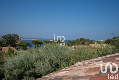 Maison à vendre à GASSIN Pignans - 6 pièces - 220 m² 