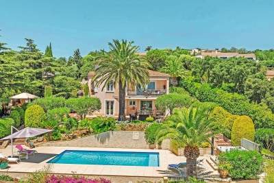 Maison à vendre à LES ISSAMBRES  - 9 pièces - 145 m² 