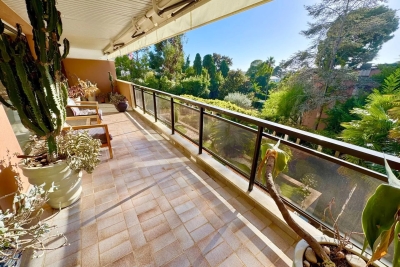 Appartement &agrave; vendre &agrave; CANNES  - 3 pi&egrave;ces - 70 m&sup2; 