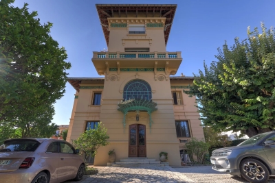 Maison à vendre à NICE Pasteur-Saint Pons - 12 pièces - 820 m² 