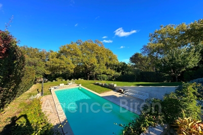 Maison à vendre à AIX-EN-PROVENCE  - 5 pièces - 140 m² 