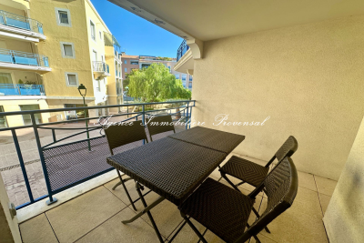 Apartment for sale in STE-MAXIME Fayence - 2 rooms - 37 m² 