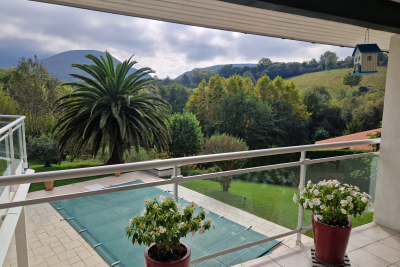 Maison &agrave; vendre &agrave; URRUGNE  - 6 pi&egrave;ces - 238 m&sup2; 