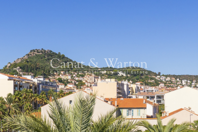 Apartment for sale in HYÈRES Fayence - 3 rooms - 64 m² 