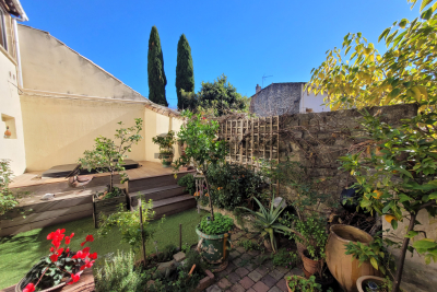 Maison &agrave; vendre &agrave; UZÈS  - 8 pi&egrave;ces - 165 m&sup2; 