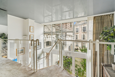 Appartement à vendre à PARIS 6EME Porte Saint-Martin 6 - 5 pièces - 131 m² 