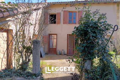 Maison à vendre à PRESSAC  - 11 pièces - 169 m² 