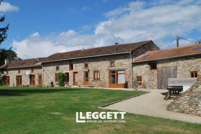 Maison &agrave; vendre &agrave; PEYRAT DE BELLAC  - 23 pi&egrave;ces - 137 m&sup2; 