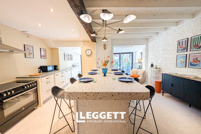 Maison à vendre à CARCASSONNE  - 7 pièces - 179 m² 