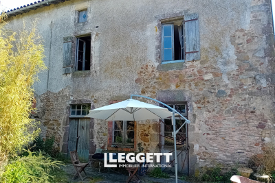 Maison à vendre à COULONGES THOUARSAIS Sud Ribray - 8 pièces - 211 m² 