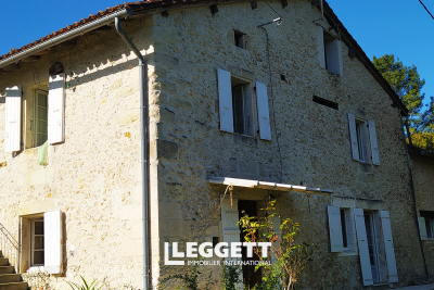 Maison à vendre à CHANTERAC  - 7 pièces - 155 m² 