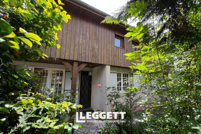 Maison à vendre à NONTRON  - 7 pièces - 176 m² 