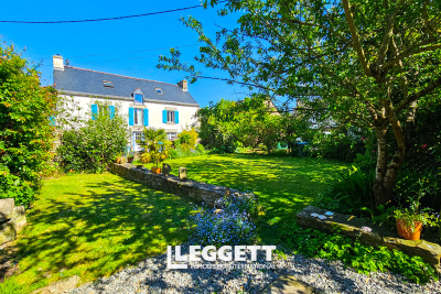 Maison à vendre à PONTIVY Sud - 13 pièces - 251 m² 