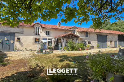 Maison à vendre à LIZANT  - 6 pièces - 175 m² 