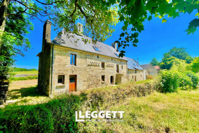 Maison à vendre à CAMORS  - 10 pièces - 312 m² 