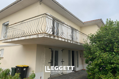 Maison à vendre à PINEUILH  - 7 pièces - 141 m² 