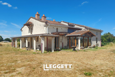 Maison à vendre à Berthegon  - 6 pièces 200 m² 