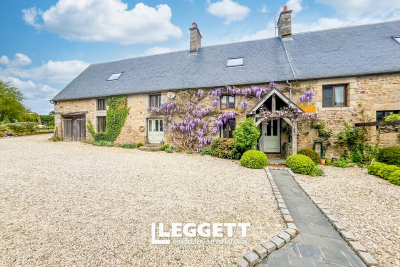 Maison à vendre à LE FERRE Bruz Ouest - 7 pièces - 254 m² 