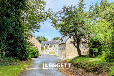 Maison à vendre à PLOURAY Sud - 19 pièces - 695 m² 