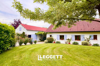 Maison à vendre à AURIONS-IDERNES  - 7 pièces - 146 m² 