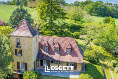 Maison à vendre villa en pierre coeur centre ville 