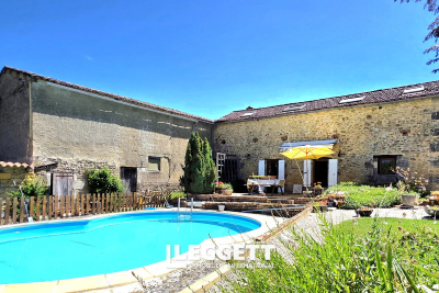 Maison à vendre à CALES  - 20 pièces - 252 m² 