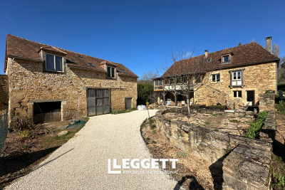 Maison à vendre à ST GERMAIN DES PRES  - 8 pièces - 200 m² 