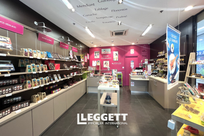 Commerce à vendre à CHATEAU BERNARD  - 2 pièces - 35 m² 