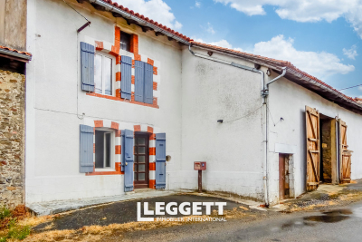 Maison à vendre à CHERVES CHATELARS  - 4 pièces - 96 m² 