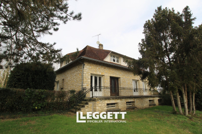 Maison à vendre à LA ROCHE POSAY  - 7 pièces - 175 m² 